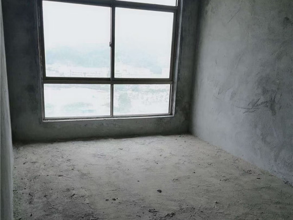 塘厦石马·港铁时代 