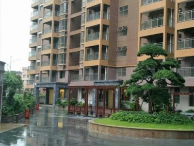 长安小产权房《畔山花园二期》5栋花园小区，带有天然气，两屋地下停车场